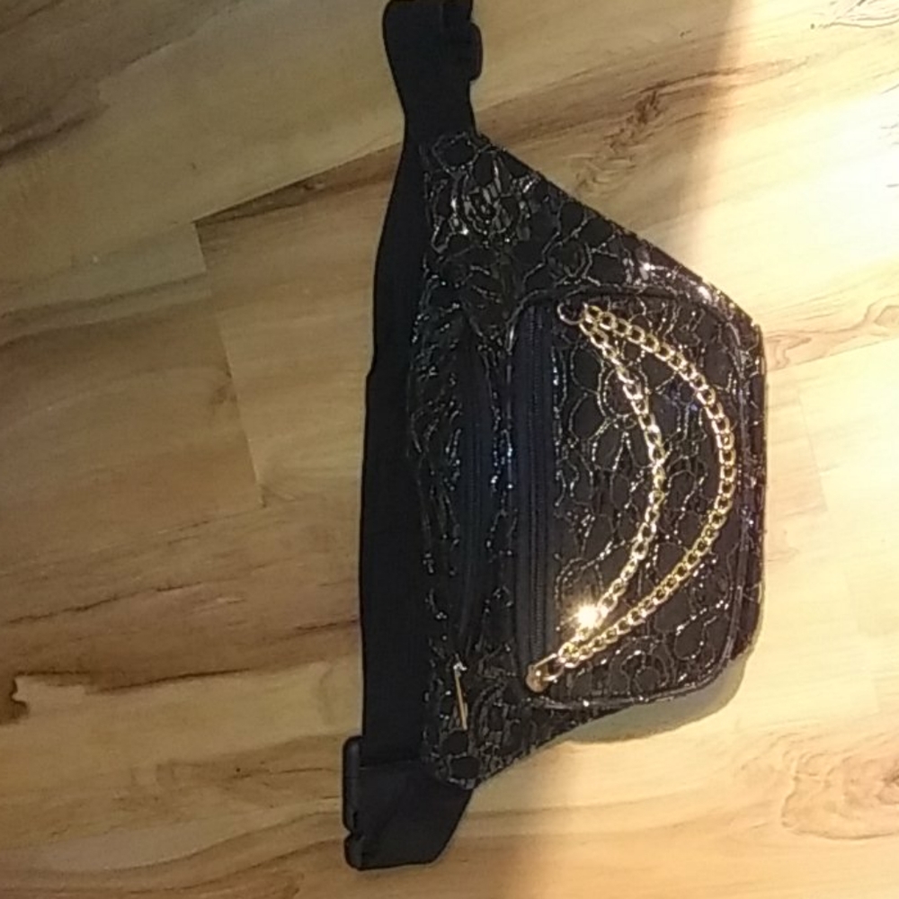 Fanny pack